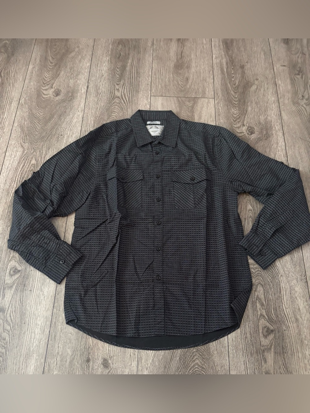 Bruno New York Men's Black Patterned Long-Sleeve Button-Up Shirt